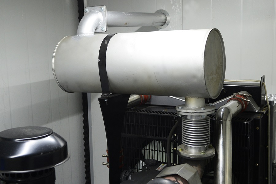 Дизельный генератор Elcos GE.PK.550/500.BF в контейнере