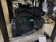 Двигатель Kubota V1505-T-E2B-KSR-2 на складе, вид с другой стороны